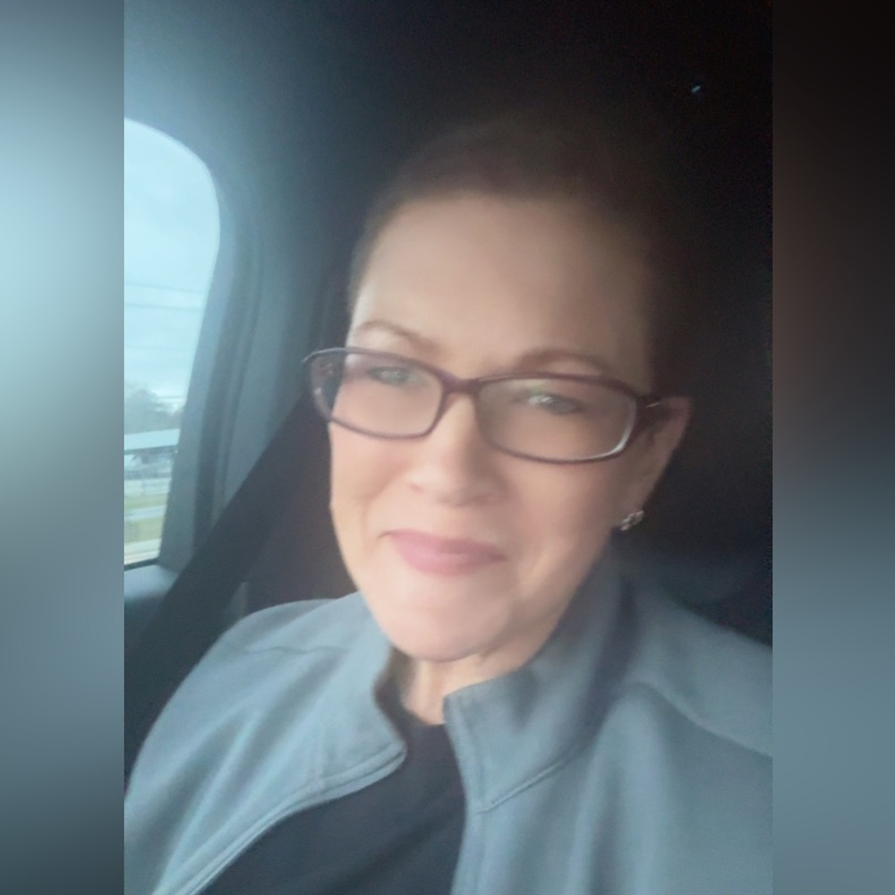 Meet your Posher, Kimberly
